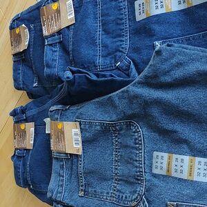 4 pairs of Carhartt jeans size 32x28 new with tags